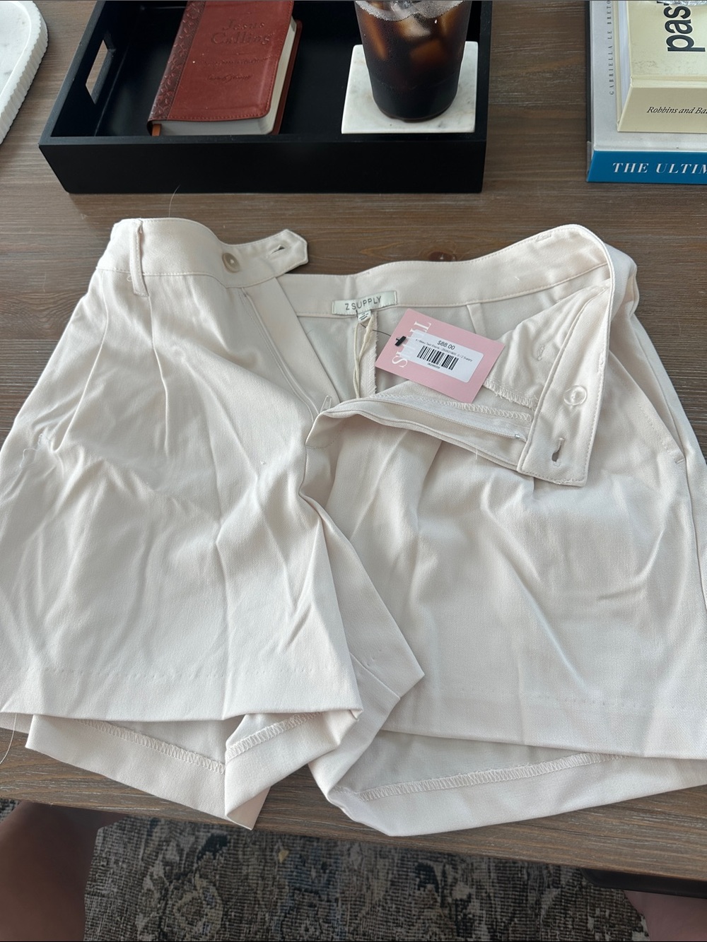 Z Supply Ivory High-Rise Skort